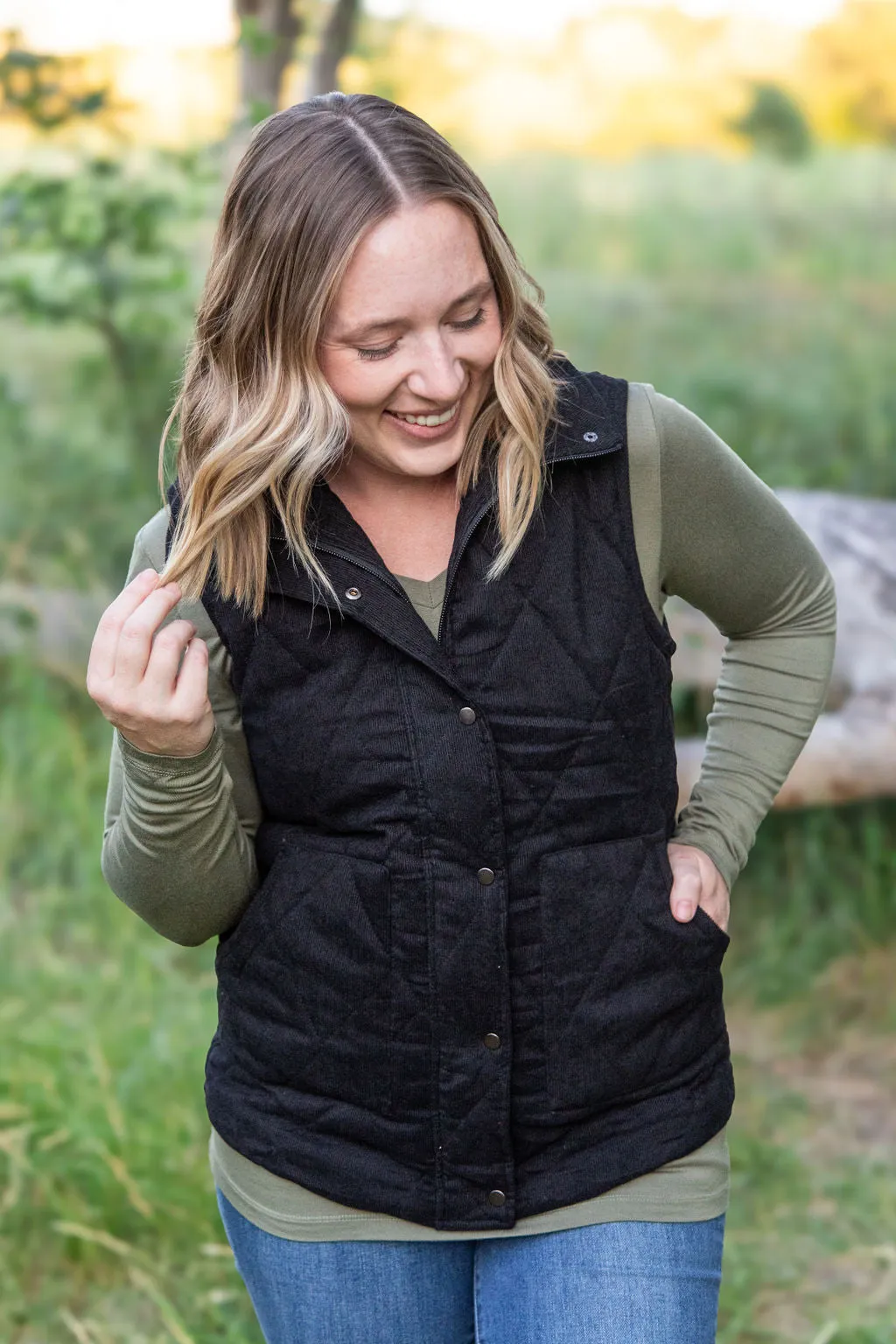 IN STOCK Corduroy Vest - Black