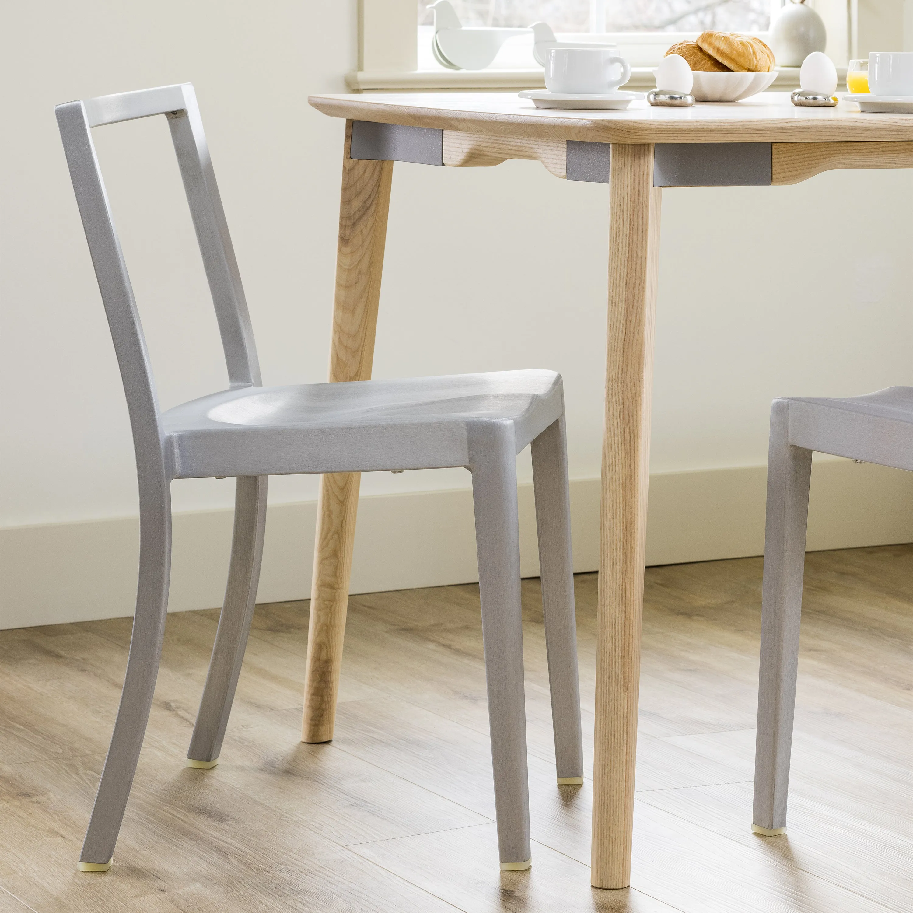 Lancaster Dining Table