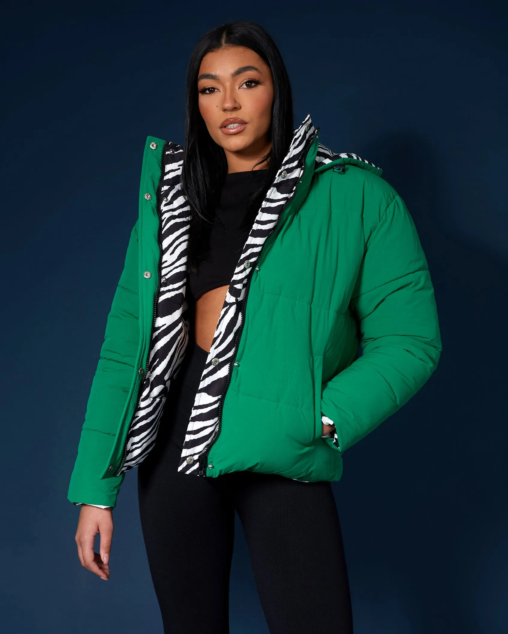 REVERSIBLE QUILTED PUFFER GREEN AND ZEBRA