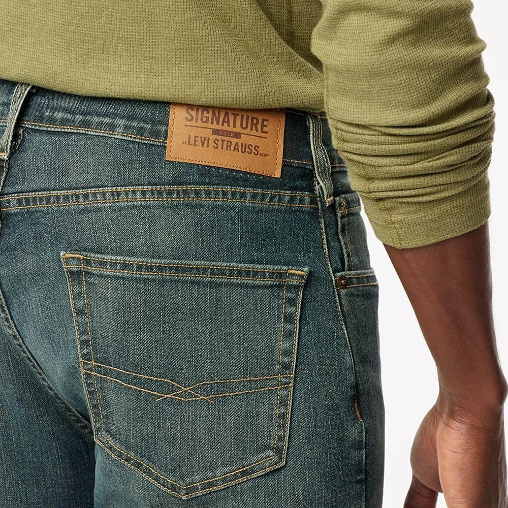 Signature by Levi Strauss & Co. Gold Label Men's Relaxed Fit Flex Jeans